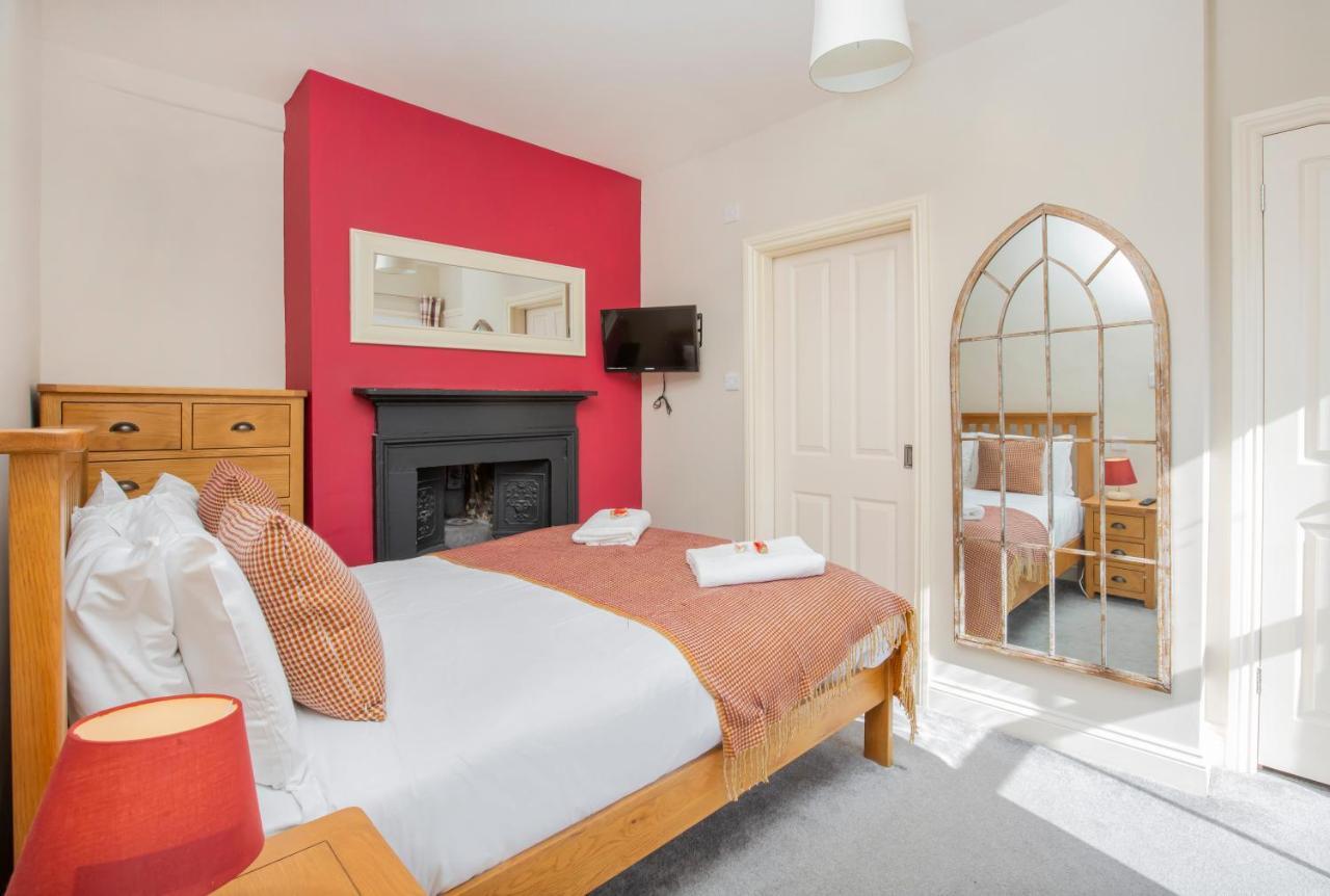 Patrick'S Pool- 4 Bedroom,4 Bathroom, Most Central Luxury Townhouse! York Extérieur photo