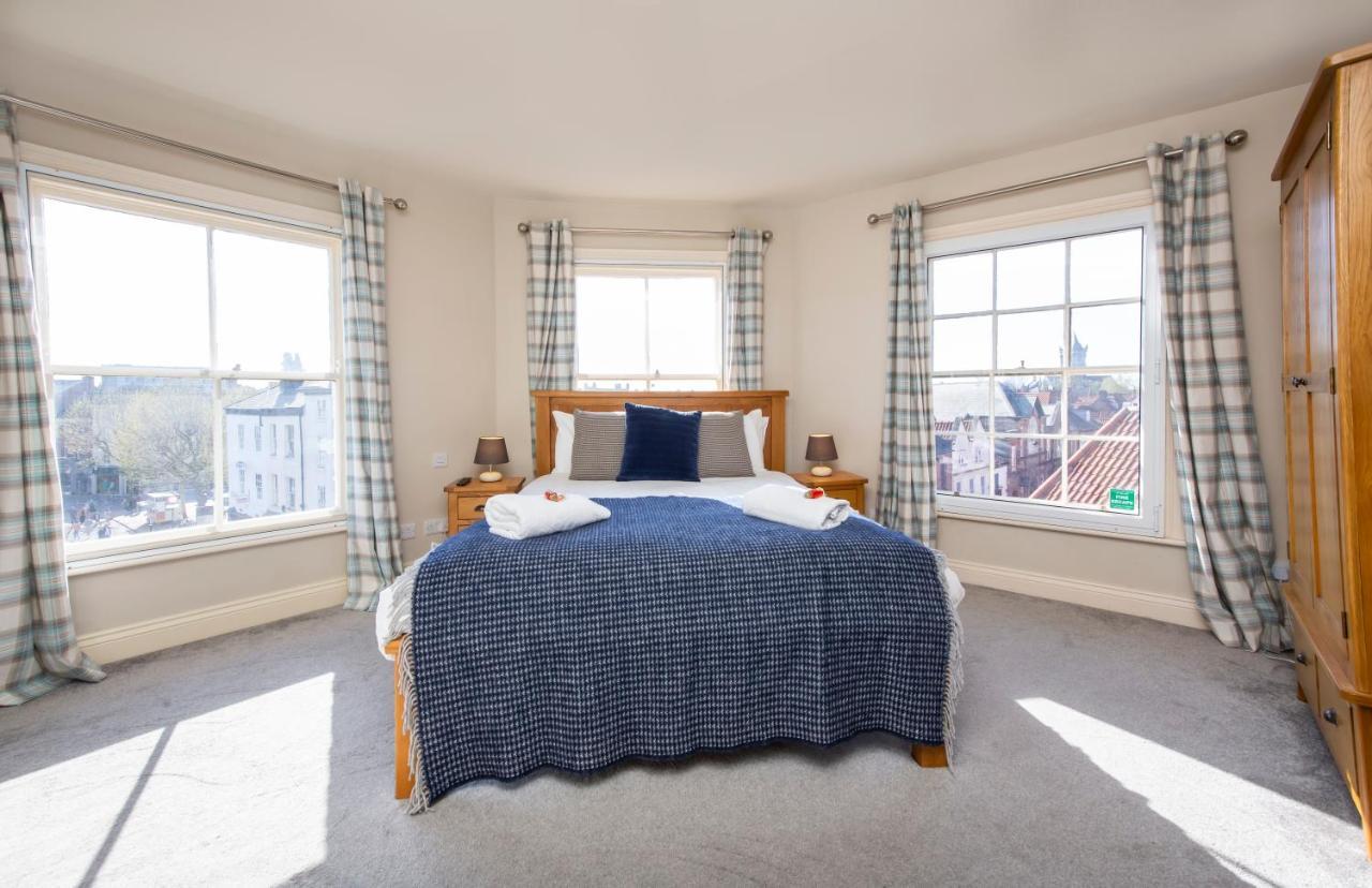 Patrick'S Pool- 4 Bedroom,4 Bathroom, Most Central Luxury Townhouse! York Extérieur photo